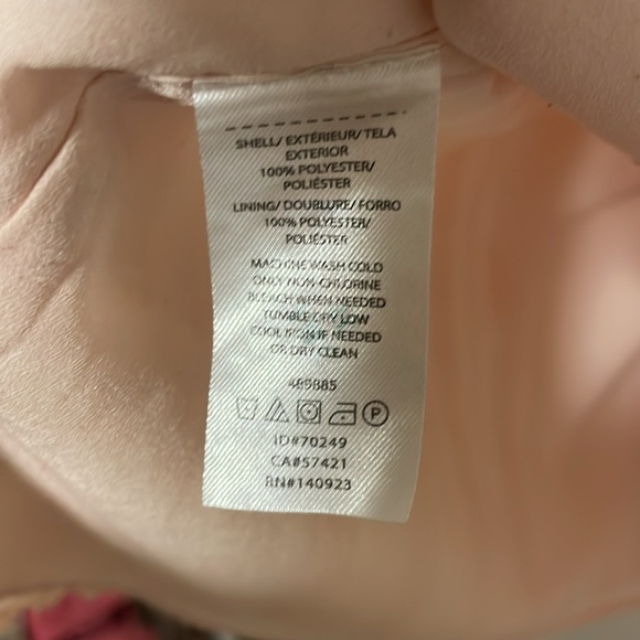 LOFT Size Medium Pink Blouse - Picture 4 of 8